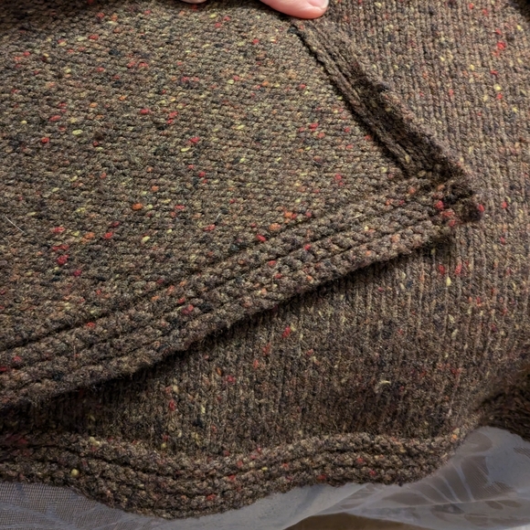 DONATED. Ivory women's size small soft wool sweater cardigan - Picture 6 of 16